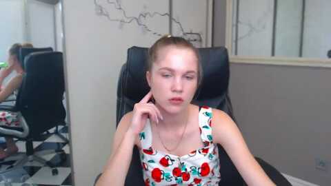 kate_lewiss @ myfreecams on 20240605