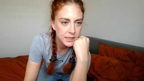 kayleyxemily @ myfreecams on 20240606
