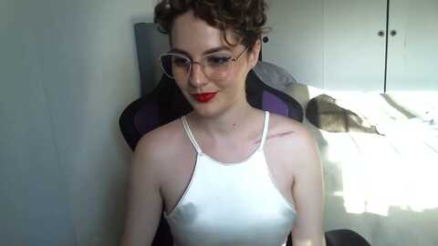 zefyra1 @ myfreecams on 20240606