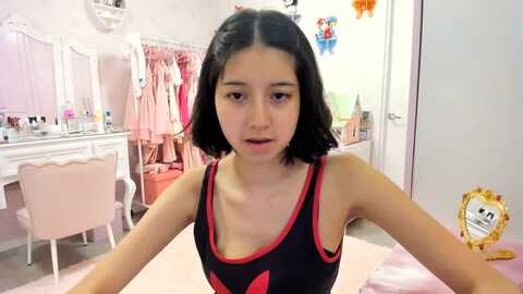 cherrycute666 @ myfreecams on 20240607