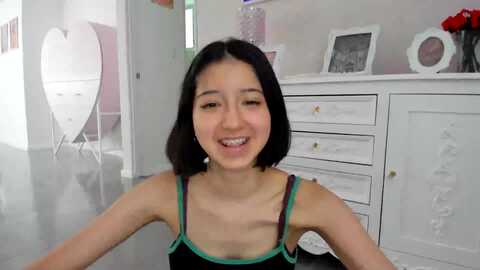 cherrycute666 @ myfreecams on 20240609