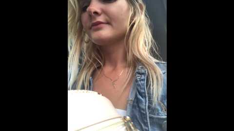 _streetgirl @ stripchat on 20230902