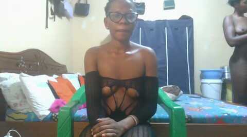 t_naughtylicia @ stripchat on 20230903