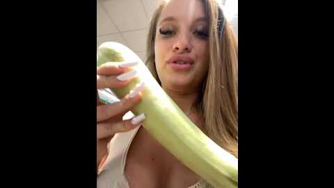 amandateasingg_ @ stripchat on 20230904