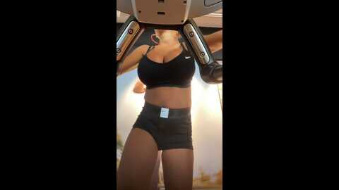 f3ckdolllucy @ stripchat on 20230904