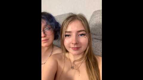 lisetinypoet @ stripchat on 20230904