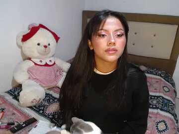 cristal_jenner @ stripchat on 20230905