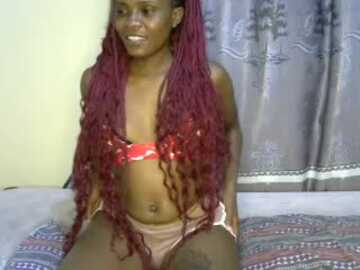 serductive_molly @ stripchat on 20230905