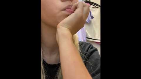 best_blondie @ stripchat on 20230906