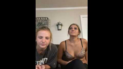 misslola2 @ stripchat on 20230906