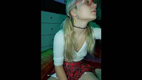cutiepietease02 @ stripchat on 20230907