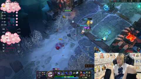 snakegirlqaq @ stripchat on 20230907