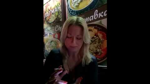 arina_smiles @ stripchat on 20230909