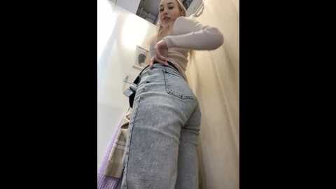 best_blondie @ stripchat on 20230911