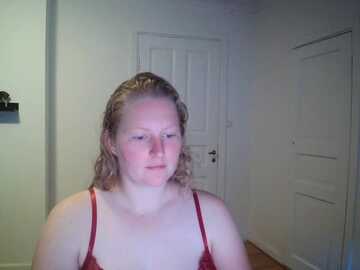 girlnina_1995 @ stripchat on 20230911