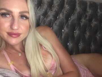 blondegal93 @ stripchat on 20230912