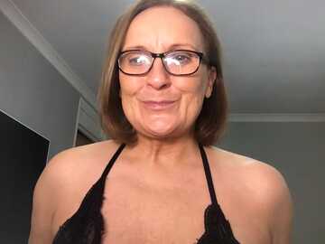 british_lady_chloe23 @ stripchat on 20230913