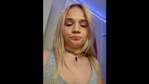 cutiepietease02 @ stripchat on 20230913
