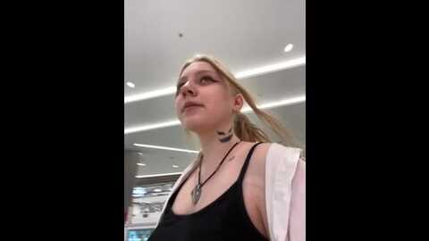 highway_pixie @ stripchat on 20230913