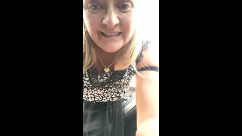 lady_charlyne @ stripchat on 20230913