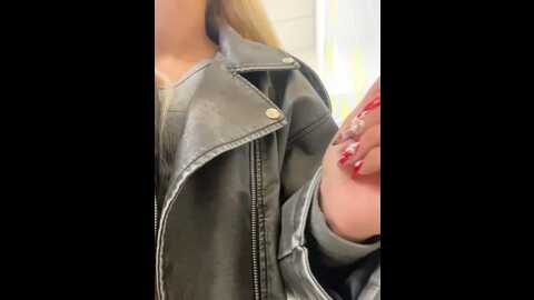 likacat @ stripchat on 20230913