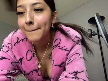 ohsheprettyy @ stripchat on 20230913