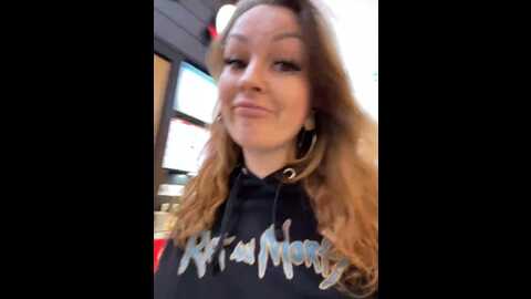 teya_moon_ @ stripchat on 20230913