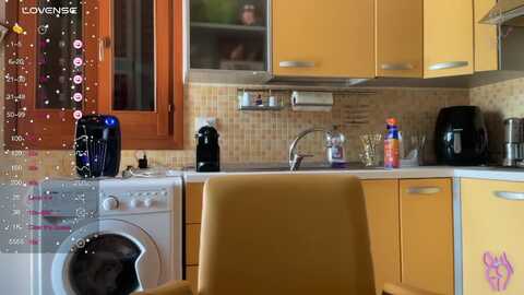 elisabettina02 @ stripchat on 20230914