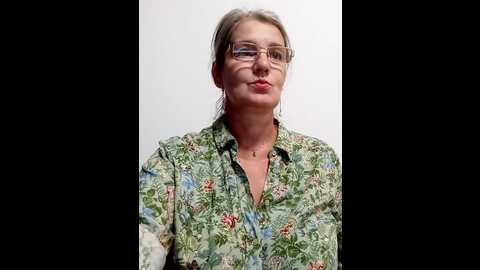 irinamaux @ stripchat on 20230914