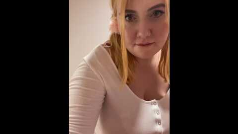 lilleambi @ stripchat on 20230914