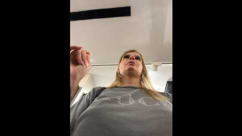 betsy @ stripchat on 20230915