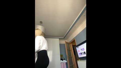 charming_ritta @ stripchat on 20230915