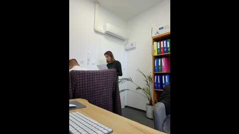 hii_lolla @ stripchat on 20230915