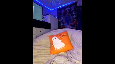 cutiepietease02 @ stripchat on 20230916