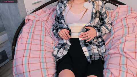 juliesimon @ stripchat on 20230916