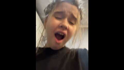 hornygirlh @ stripchat on 20230917