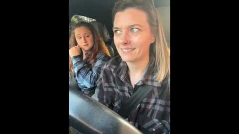 ladylena1 @ stripchat on 20230917