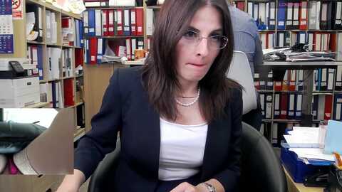 classyladyrellax @ stripchat on 20230918