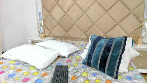 crystalross_ @ stripchat on 20230918