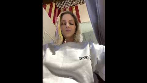 feral_berry_156 @ stripchat on 20230918