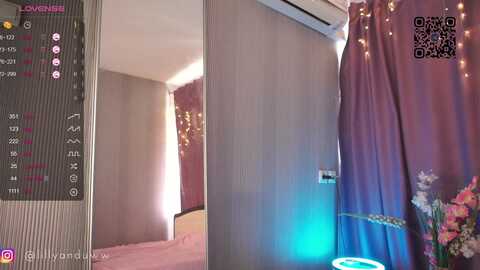 lillycrei @ stripchat on 20230918