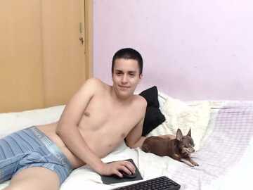 lizandandrew_hot @ stripchat on 20230918