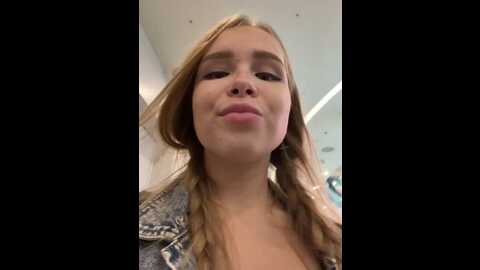 murrrgirl @ stripchat on 20230918