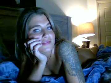 toni_quinn @ stripchat on 20230918