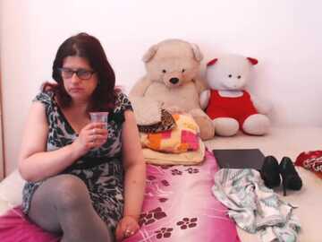 geaninagina @ stripchat on 20230919