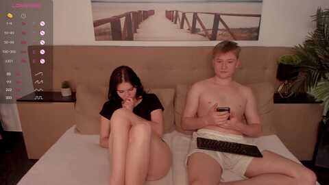 holly_chris @ stripchat on 20230919