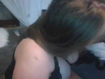 laura_marie69 @ stripchat on 20230919