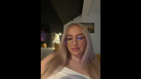 mollyxxx @ stripchat on 20230919