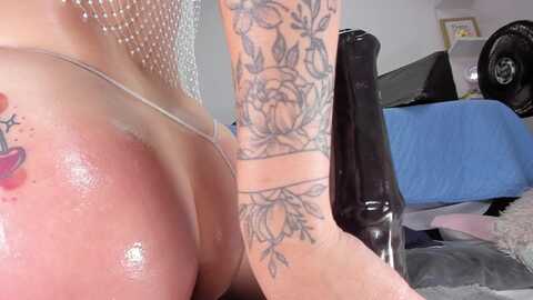 msschloe_ @ stripchat on 20230919