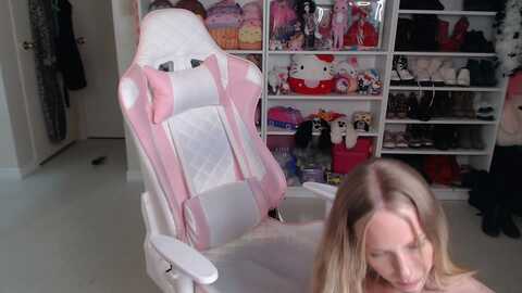 astronautprincess @ stripchat on 20230920